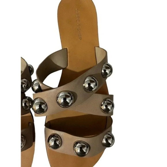 Marc Fisher Bryte Light Natural Leather Strappy Studded Slide Sandals Size 10M - Picture 3 of 4